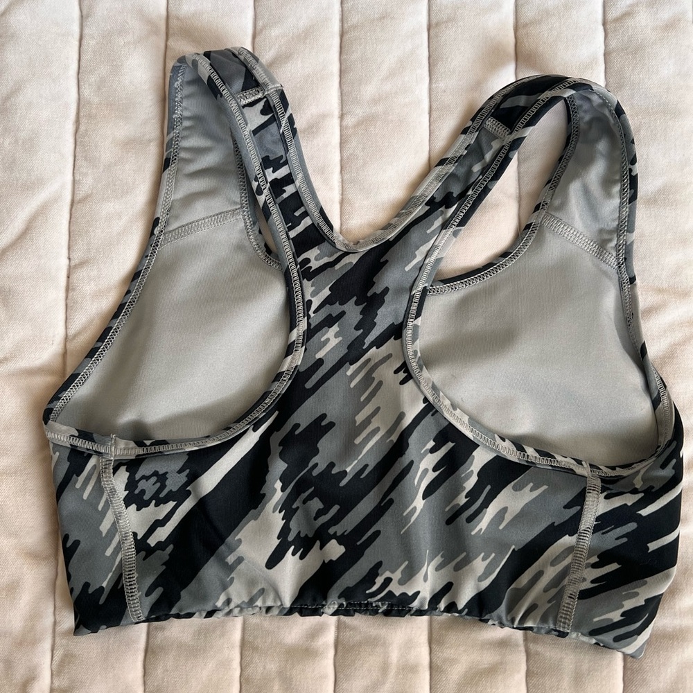 Nike Bra Bundle - Picture 5 of 7